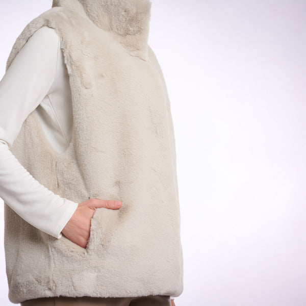 RINO & PELLE Lison Short Faux Fur Waistcoat in Birch