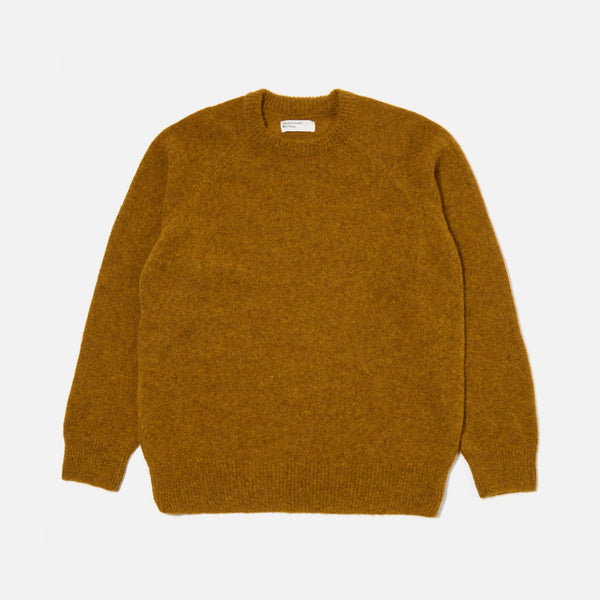 UNIVERSAL WORKS Lyon Crew in Gold