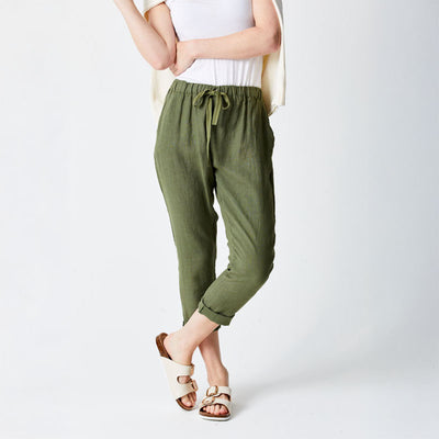 SUZY D Mikey Tapered Linen Pants in Moss