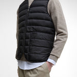BARBOUR Reversible Down Filled Liner in Black