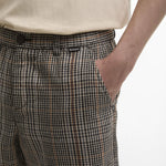 BARBOUR Fife Checked Shorts in Neutral