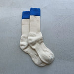 IVY ELLIS The Meyer Men’s Crew Length Socks in Blue & Vintage Cream
