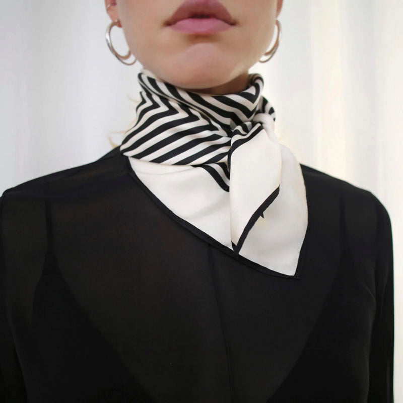 LE SCARF No. 1 / Cream & Black / 65x65