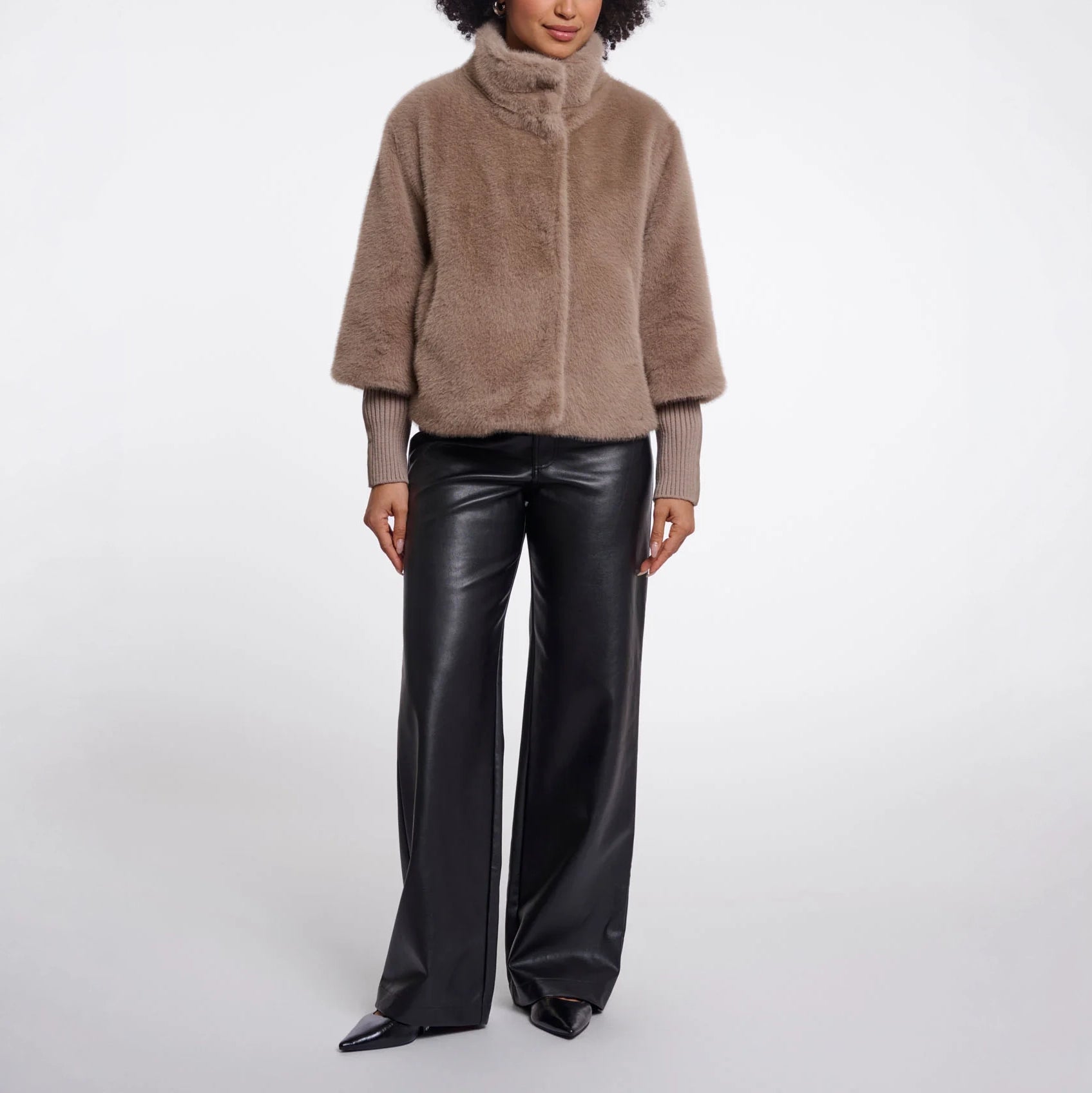 RINO & PELLE Nesrin Faux Fur Jacket with Rib Cuffs in Mocha Latte
