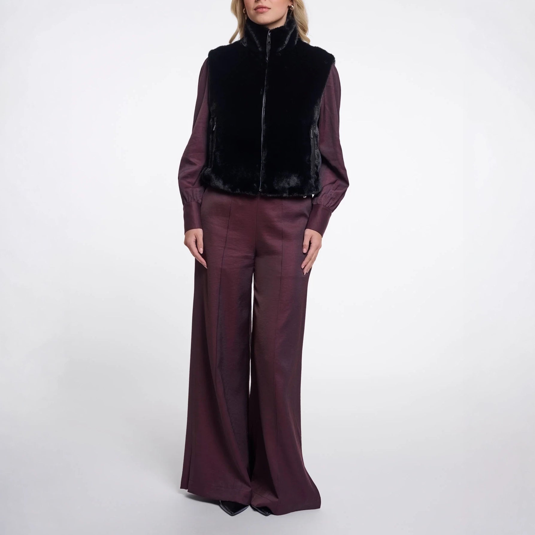 RINO & PELLE Nikki Short Faux Fur Gilet in Black