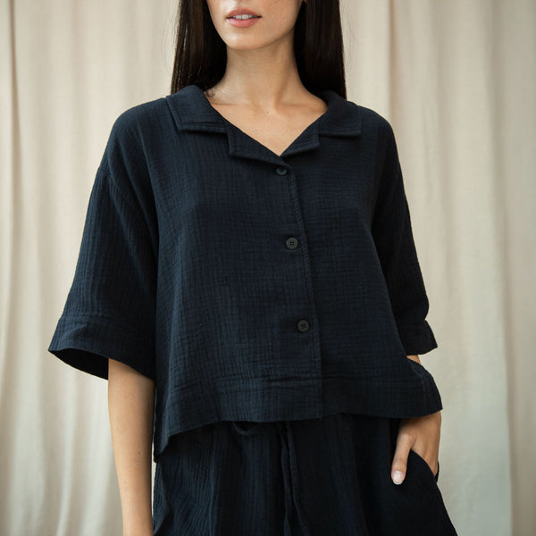 BEAUMONT ORGANIC Ameera Cheesecloth Shirt in Black