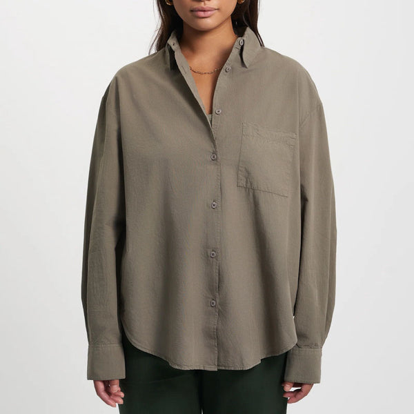 COLORFUL STANDARD Organic Oversized Shirt in Dusty Olive