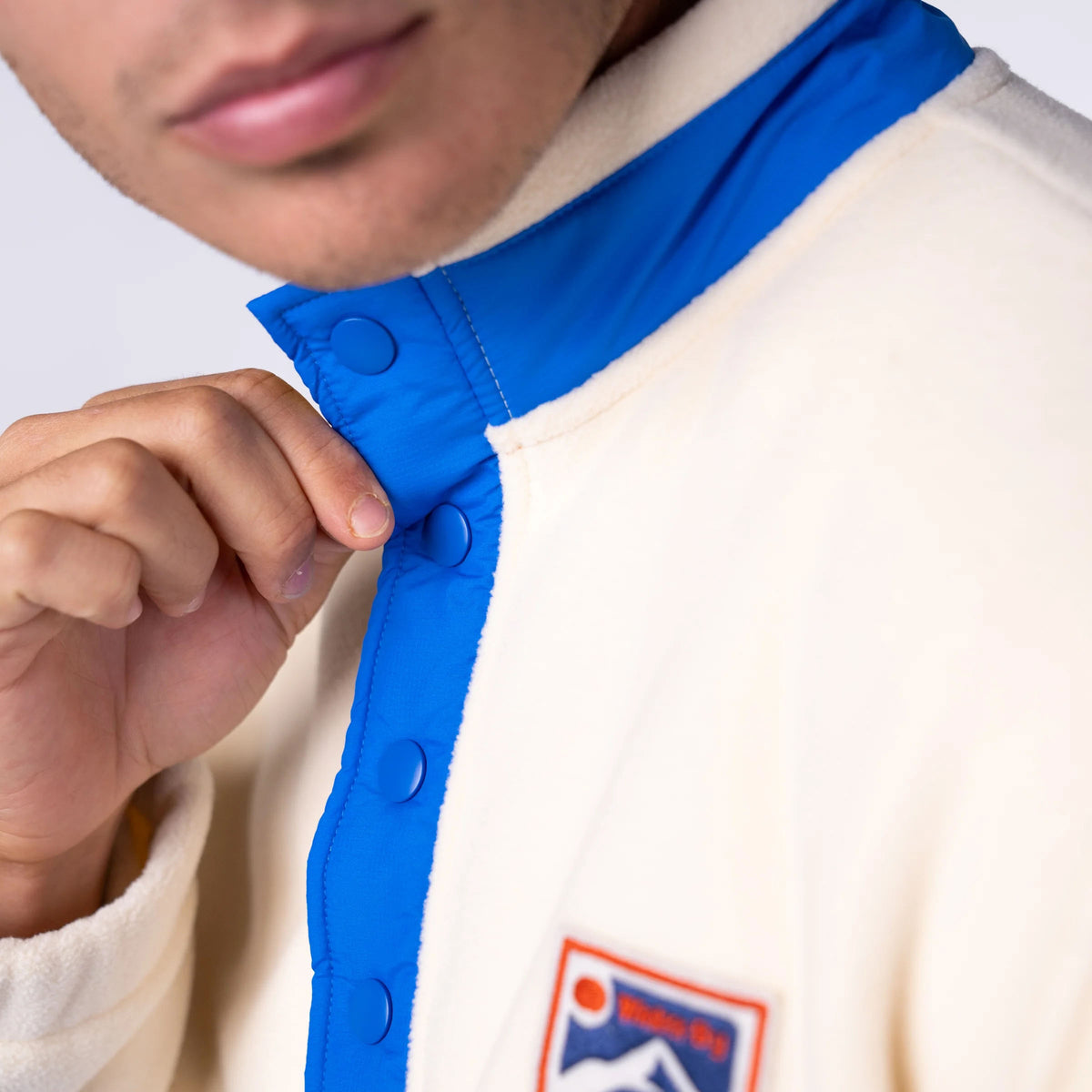 BILLYBELT Unisex Fleece Sweatshirt in White and Blue