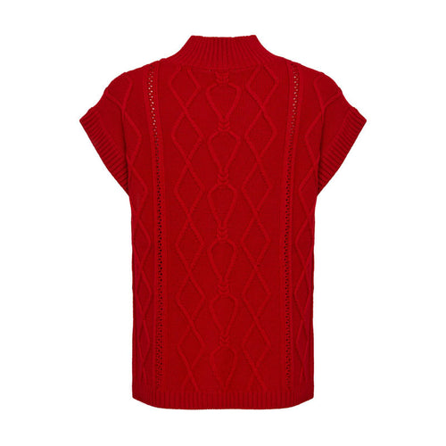 IRIS & WOOL Heart Cable Vest in True Red