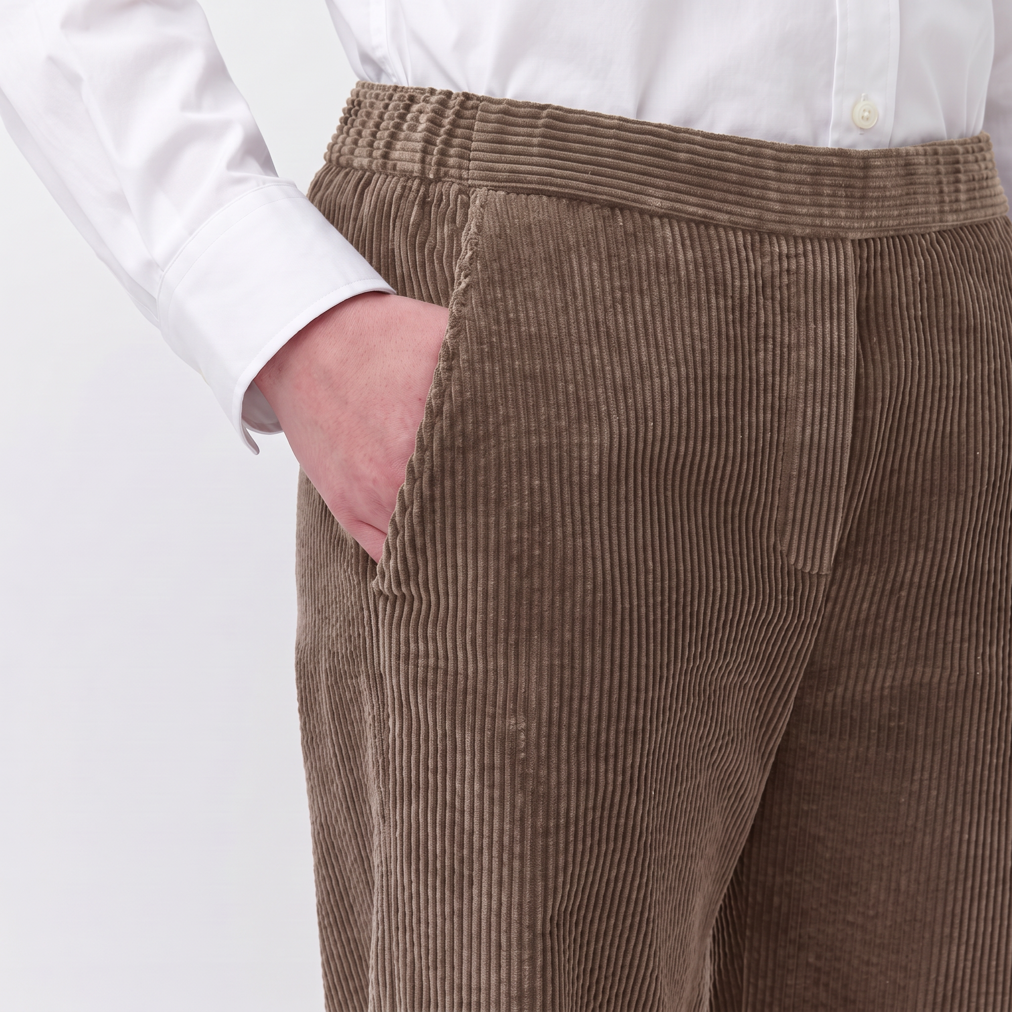 DIEGA Pantero Jumbo Cord Crop Trousers in Camel