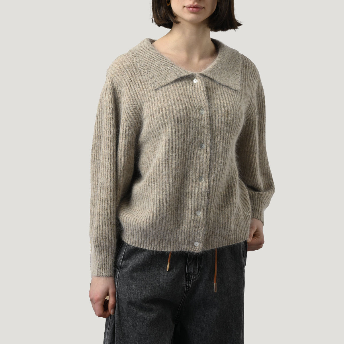 ORFEO Rafi Button Down Cardigan in Beige