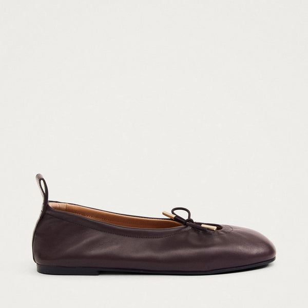 ALOHAS Rosalind Leather Ballet Flats in Brown