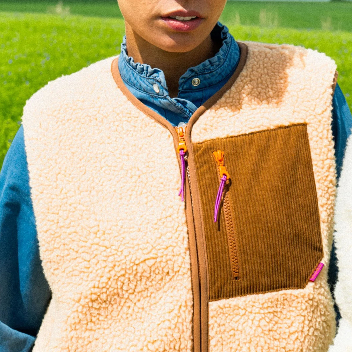 BILLYBELT Women’s Sleeveless Sherpa Zip Jacket in Beige