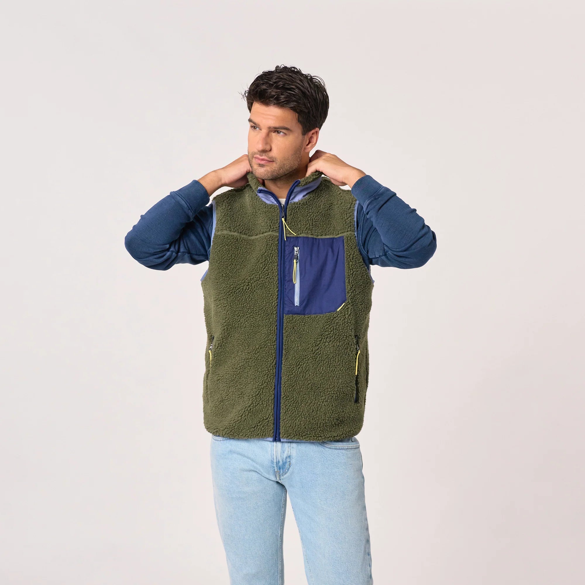 BILLYBELT Sleeveless Sherpa Gilet Jacket in Light Khaki