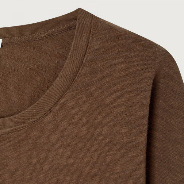 AMERICAN VINTAGE Sonoma Round Neck Long Sleeve T Shirt in Vintage Chestnut