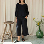 BEAUMONT ORGANIC Evora Cheesecloth Trousers in Black