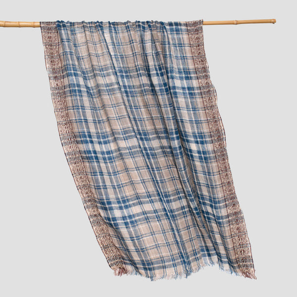 LOVAT&GREEN Sunlit Linen Scarf in Blue