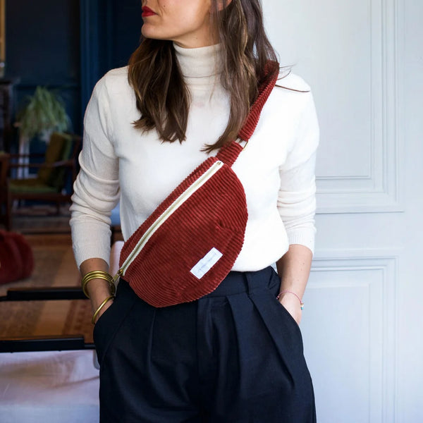 LES PENSIONNAIRES Corduroy Banana Bag in Rust Red