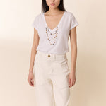 LEON & HARPER Tonton Amber T Shirt in White