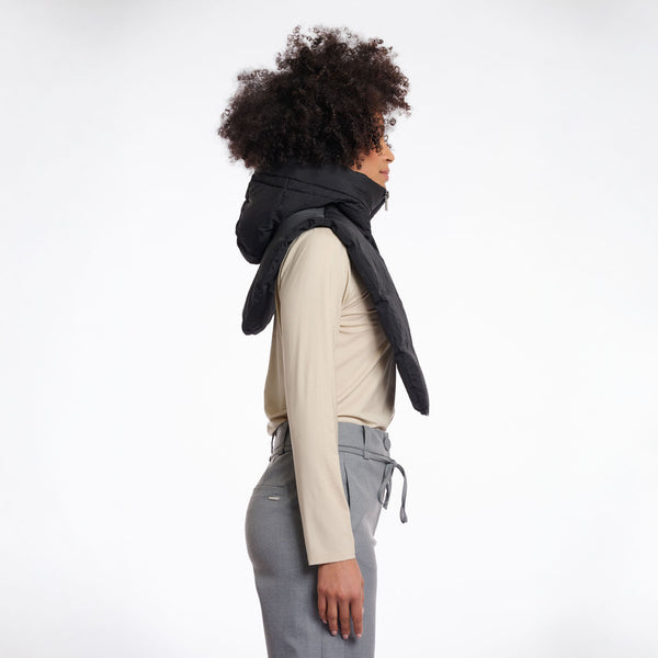 RINO & PELLE Tabita Padded Bib  in Black