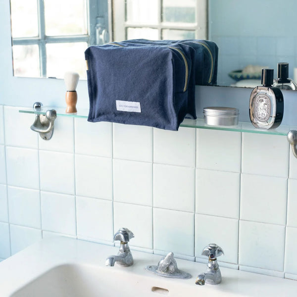 LES PENSIONNAIRES Cube Toiletry Bag in Storm Blue