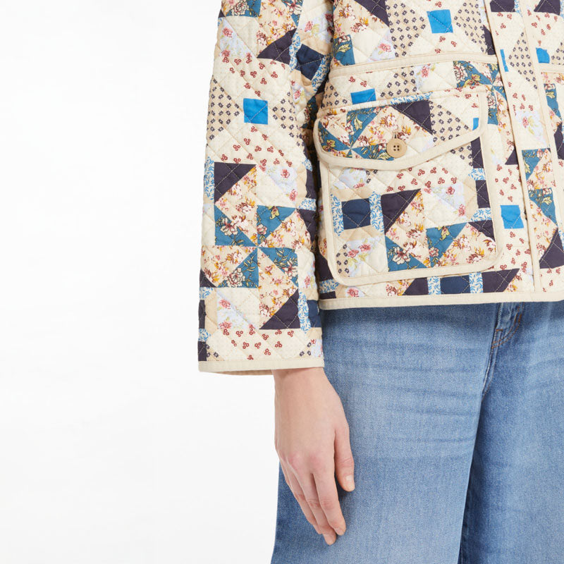 WEEKEND MAX MARA Arizia Quilted Jacket in Beige