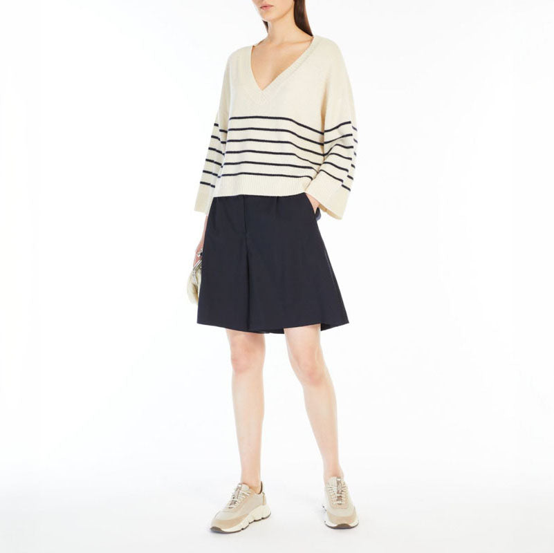 WEEKEND MAX MARA Leva Oversized Cashmere Sweater in Ecru