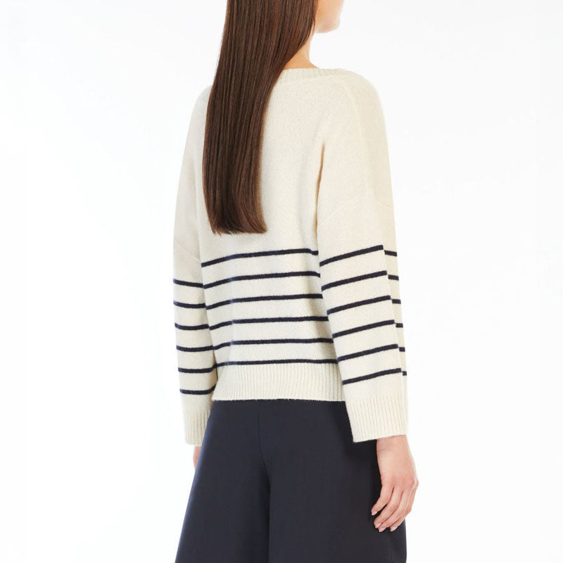 WEEKEND MAX MARA Leva Oversized Cashmere Sweater in Ecru