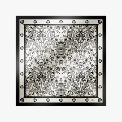 WEEKEND MAXMARA Sarong Scarf in Beige
