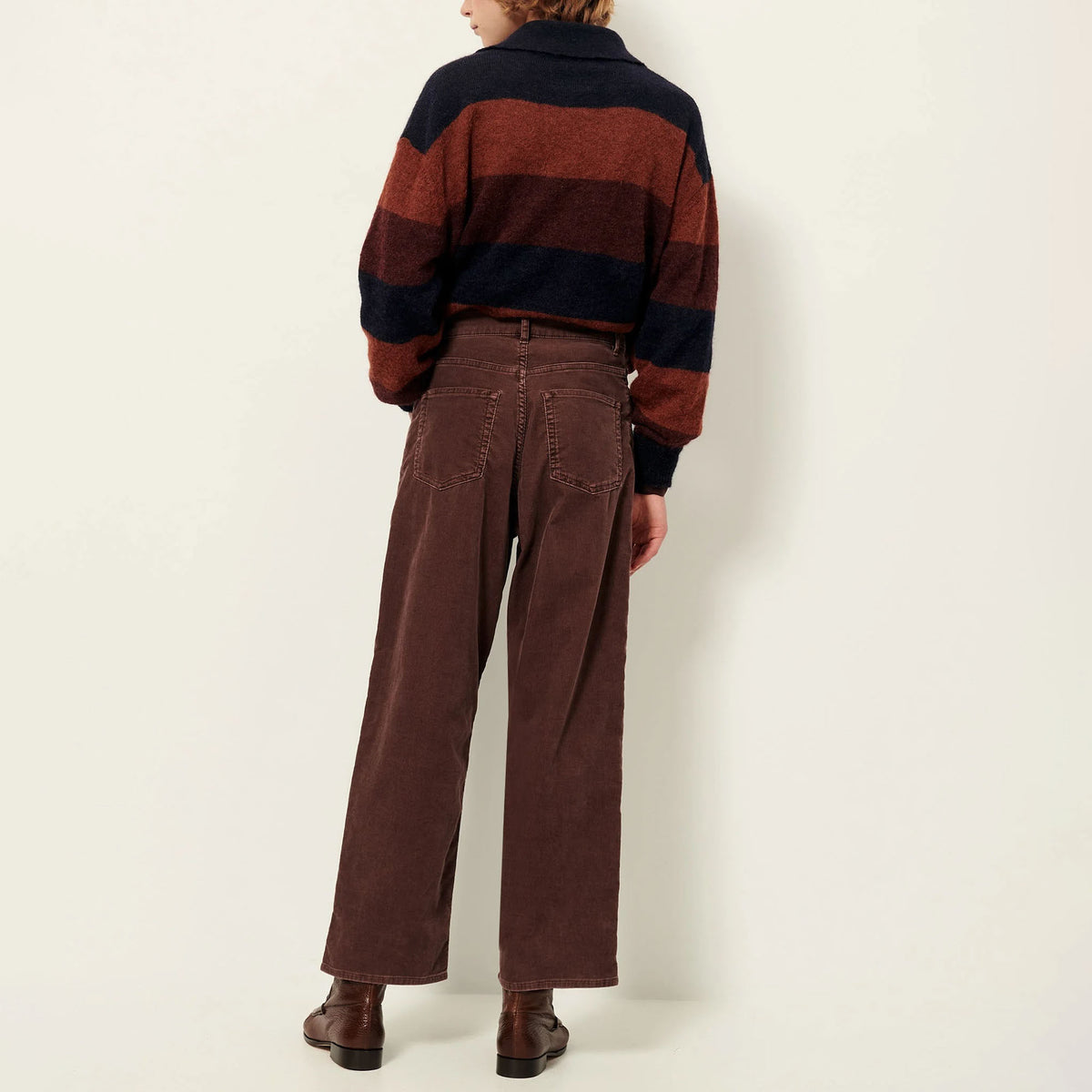 SESSUN Velvet Cruise Trousers in Coffea