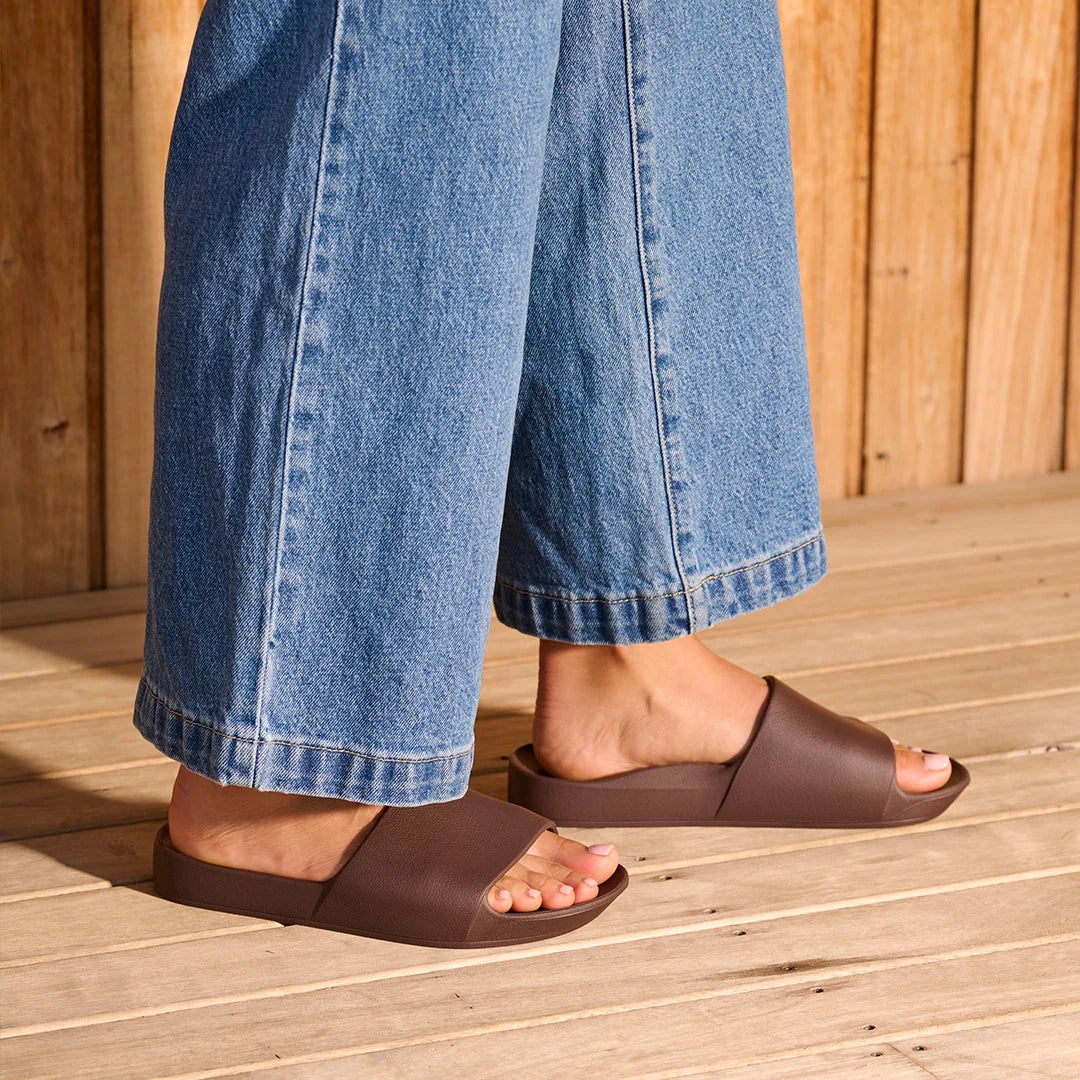 ARCHIES Arch Support Slides in Brown
