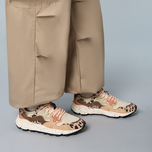 FLOWER MOUNTAIN Yamano 3 Womens Suede/Print/Nylon Trainers in Beige/Milk/Light Brown