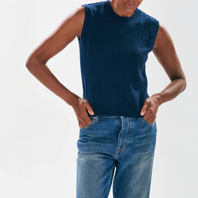 JUMPER1234 Distressed Tank in Navy