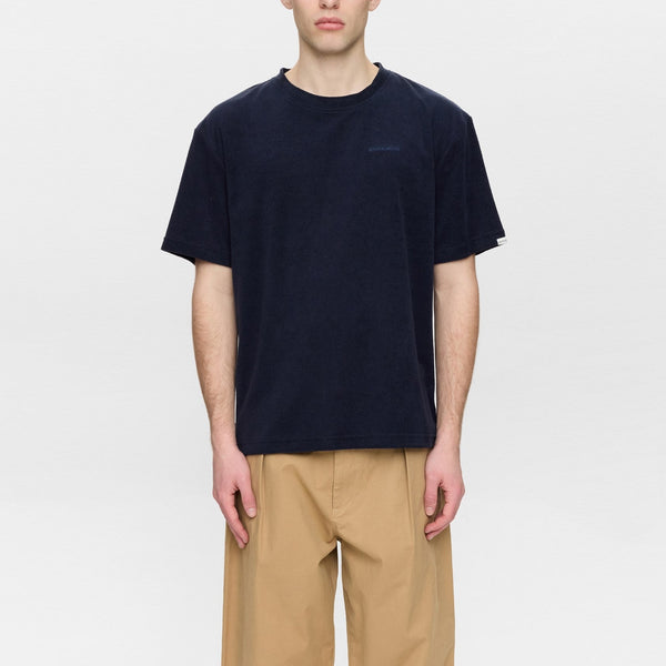 ANERKJENDT Akvillads Frotte T Shirt in Sky Captain