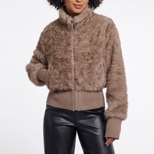 RINO & PELLE Quirijn Short Jacket in Mocha Latte