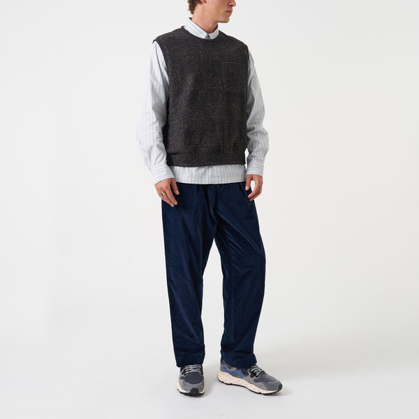 UNIVERSAL WORKS Sleeveless Deca Light Knitted Vest in Navy