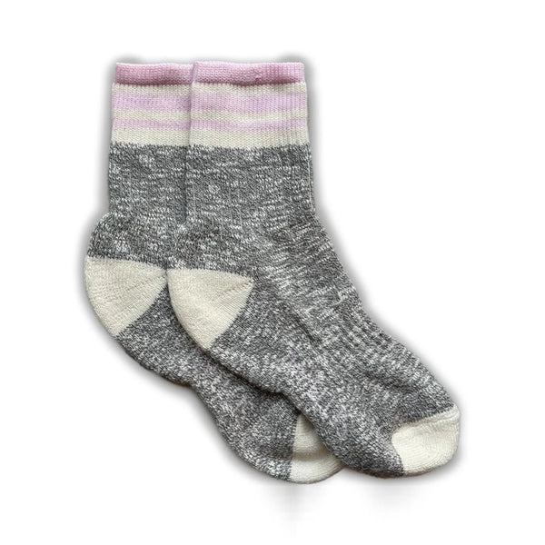 IVY ELLIS Ladies Rosemarkie 1/4 Slubbed Socks in Grey Marl/Baby Pink