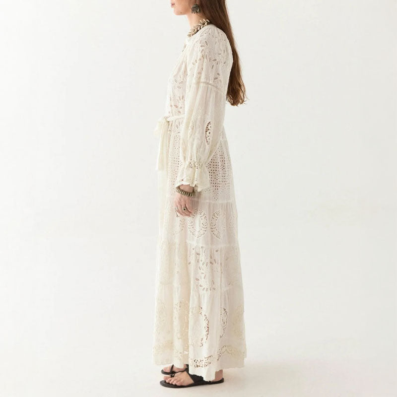 MAISON HOTEL Lilbet Dress in Shell