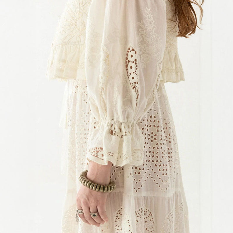 MAISON HOTEL Lilbet Dress in Shell