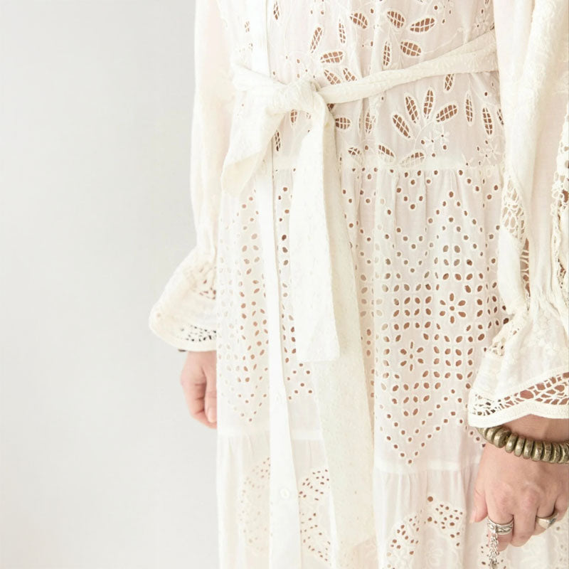 MAISON HOTEL Lilbet Dress in Shell