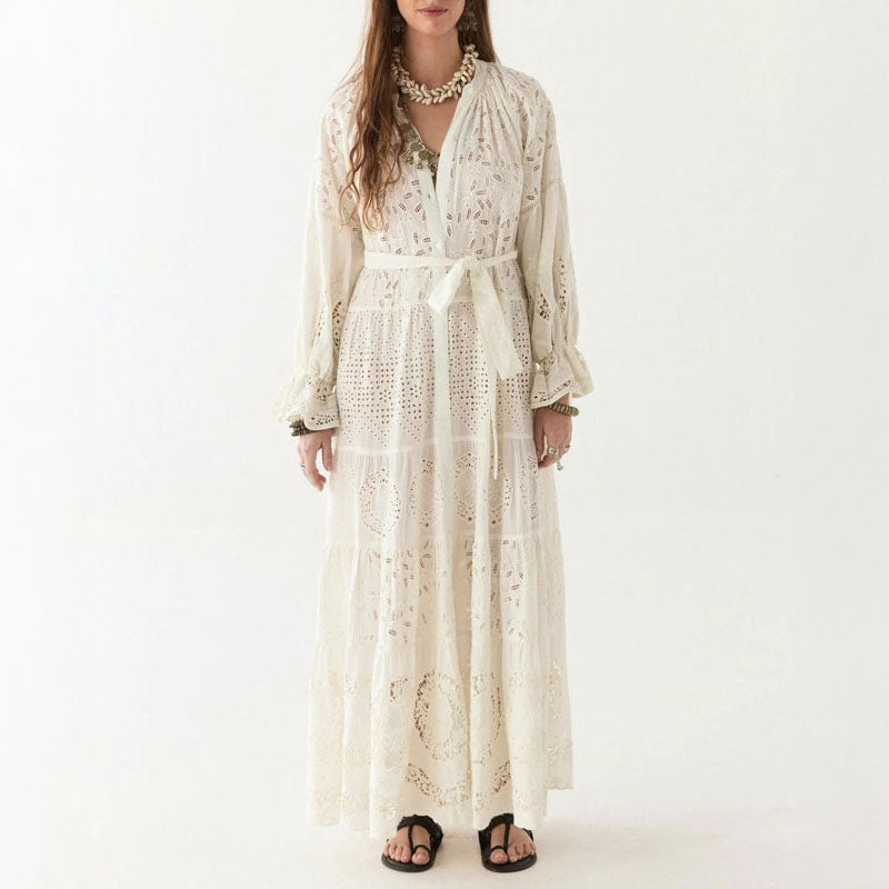 MAISON HOTEL Lilbet Dress in Shell