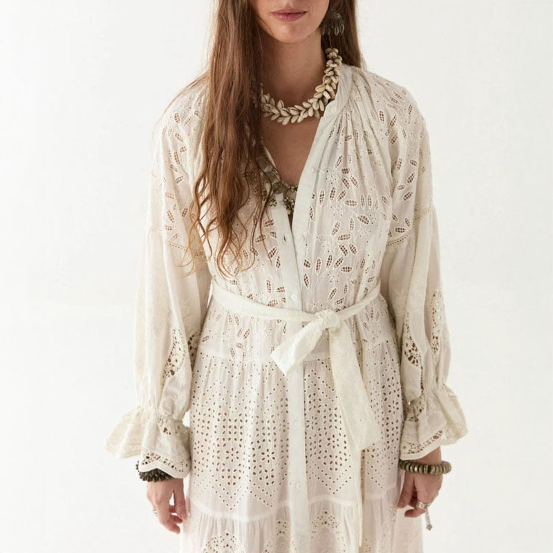 MAISON HOTEL Lilbet Dress in Shell