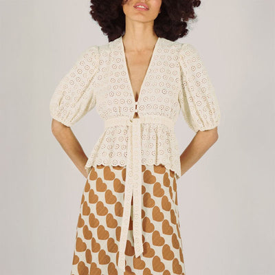 TRAFFIC PEOPLE Margot Top in Cream