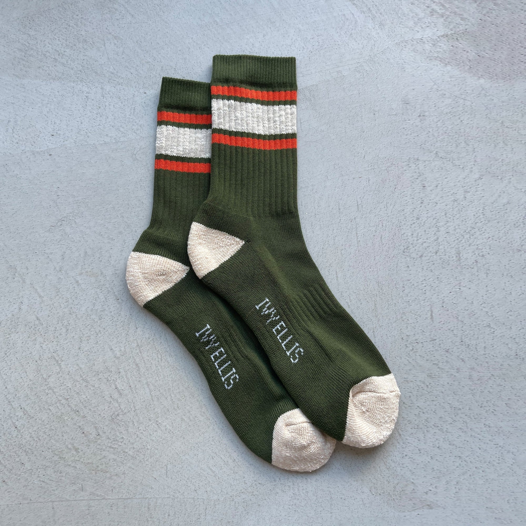 IVY ELLIS Mens Yosemite Socks in Captain Green | Collen & Clare