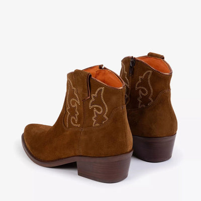 PENELOPE CHILVERS Cassidy Suede Embroidered Boots in Peat