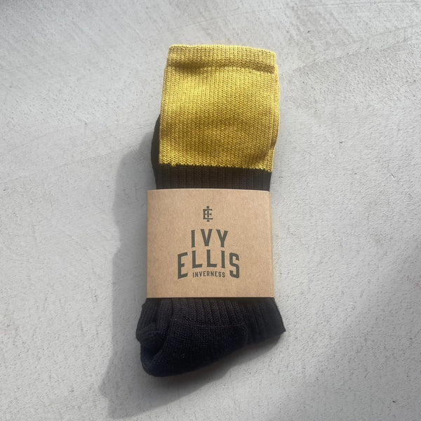 IVY ELLIS Mens Slavic Socks in Vronsky