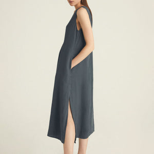 Sleeveless Midi Dress in Dark Grey