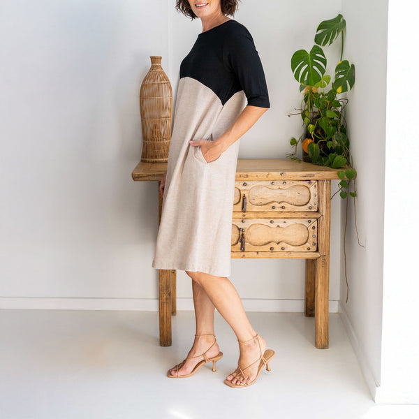 SEE SAW Elbow Sleeve Jersey Dress in Black/Natural