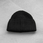 IVY ELLIS Cousteau Beanie in Black