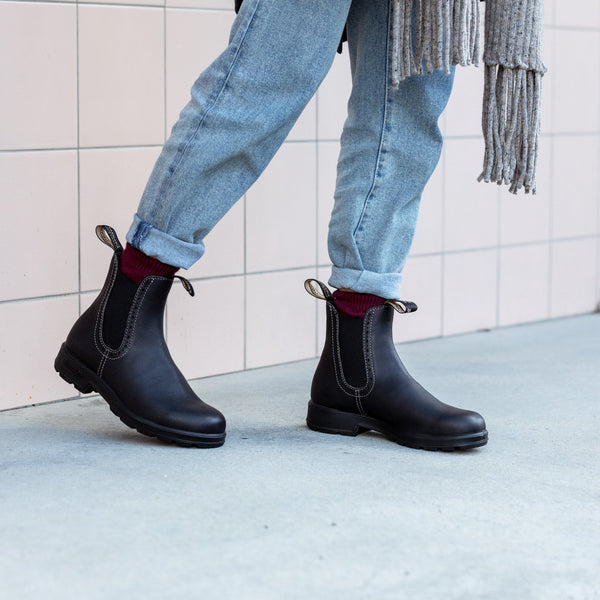 BLUNDSTONE 1448 Brogued Boots in Voltan Black